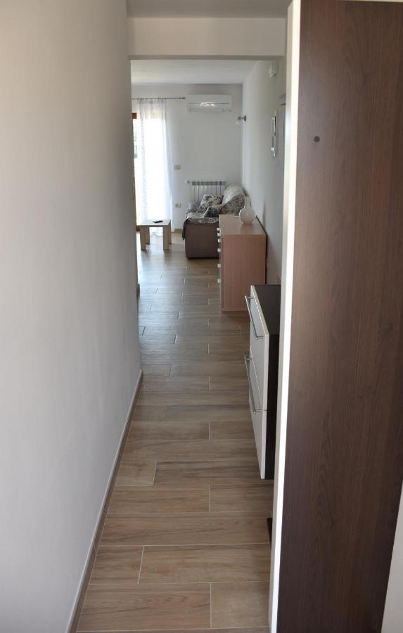 Apartmani Diana Novigrad Istria Exteriör bild