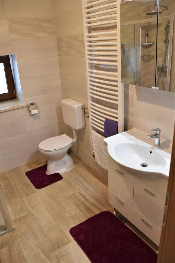 Apartmani Diana Novigrad Istria Exteriör bild